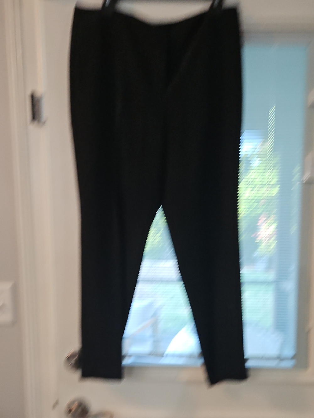 Kasper Black Skinny Dress Pants
